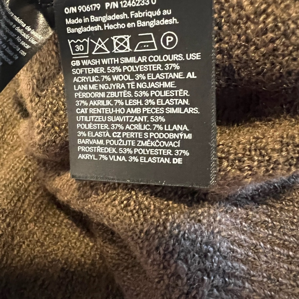 H&M Dark Brown Crew Neck Sweater - Picture 4 of 4